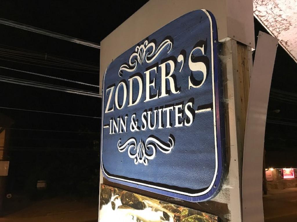 Zoders Inn And Suites Gatlinburg Exterior foto